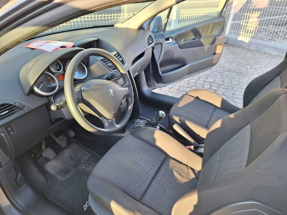 Peugeot 207, 1400 HDI (Diesel)