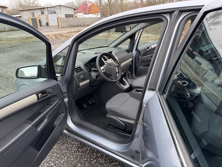Продам Opel Zafira В 7 місць
