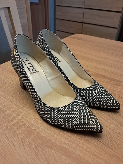 Czółenka rozmiar 37