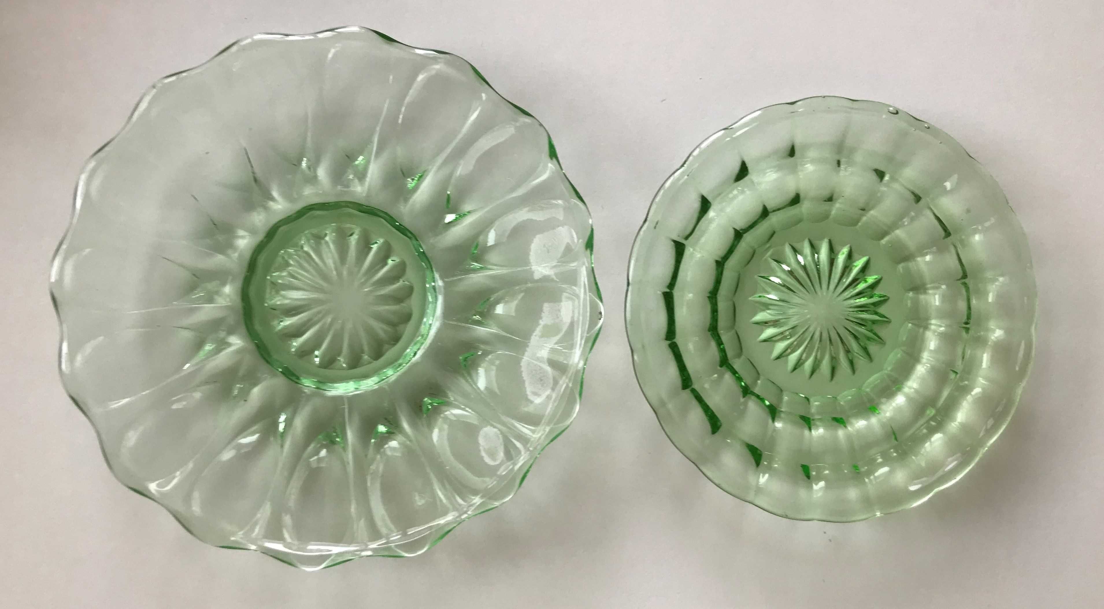 Conj. dois pratinhos em vidro verde prensado Marinha Grande Séc XIX/XX