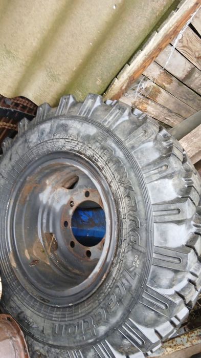 Продам Мазовское колесо в сборе 12.00-R20