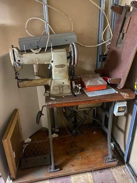 Máquina de Costura Phaff de Braço