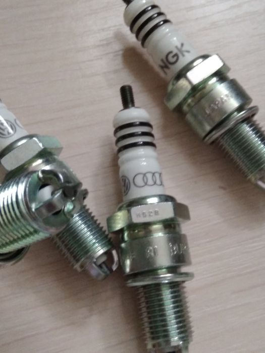 Свечи зажигания VAG оригинал
