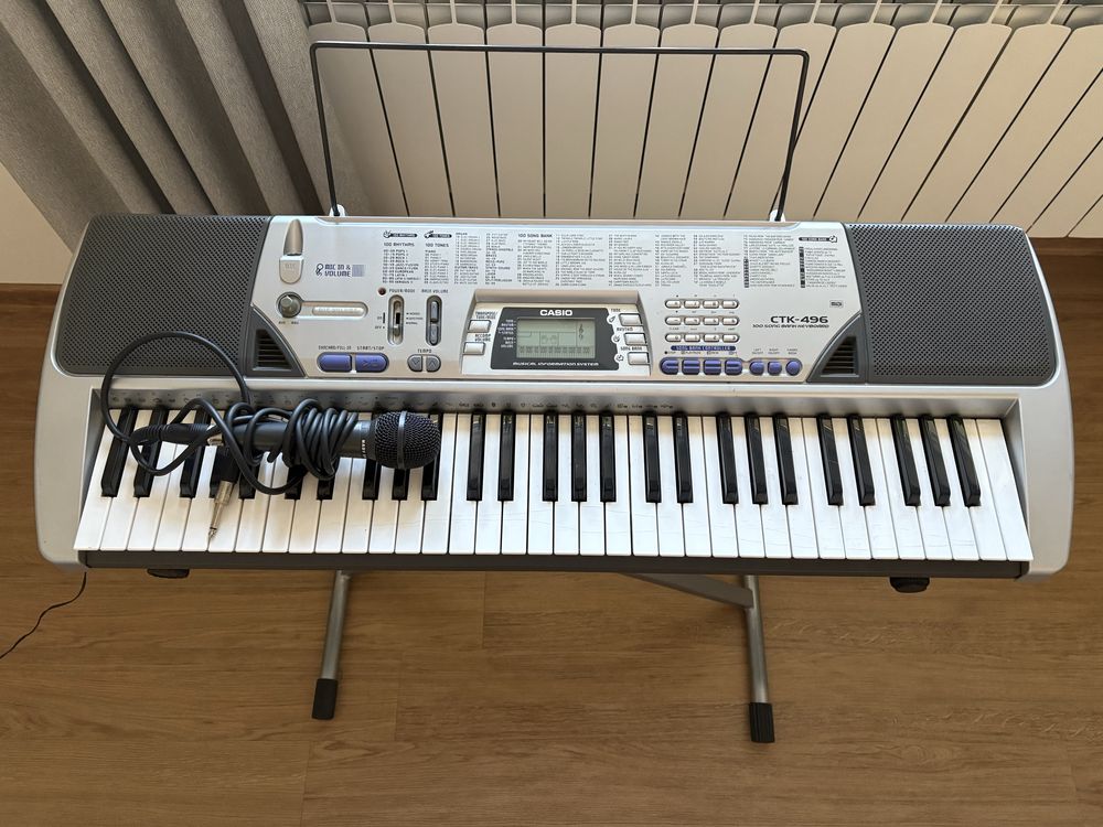 Keyboard Casio + stojak + mikrofon
