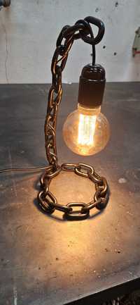 Lampa biurkowa z łańcucha, loft, rękodzieło