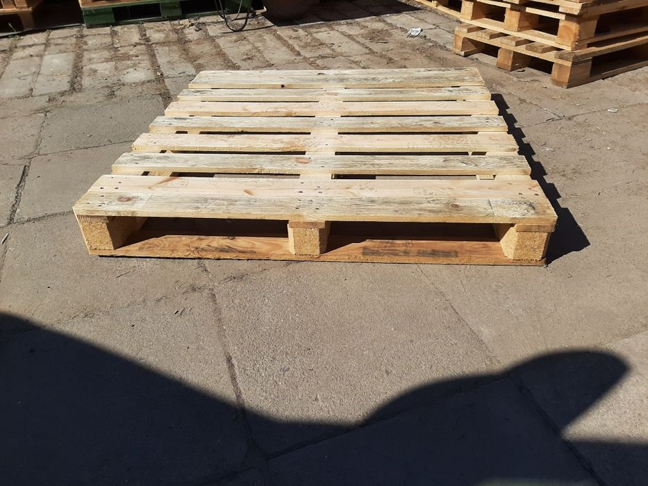 Palety 120 x 120 pod big bagi Podesty taras