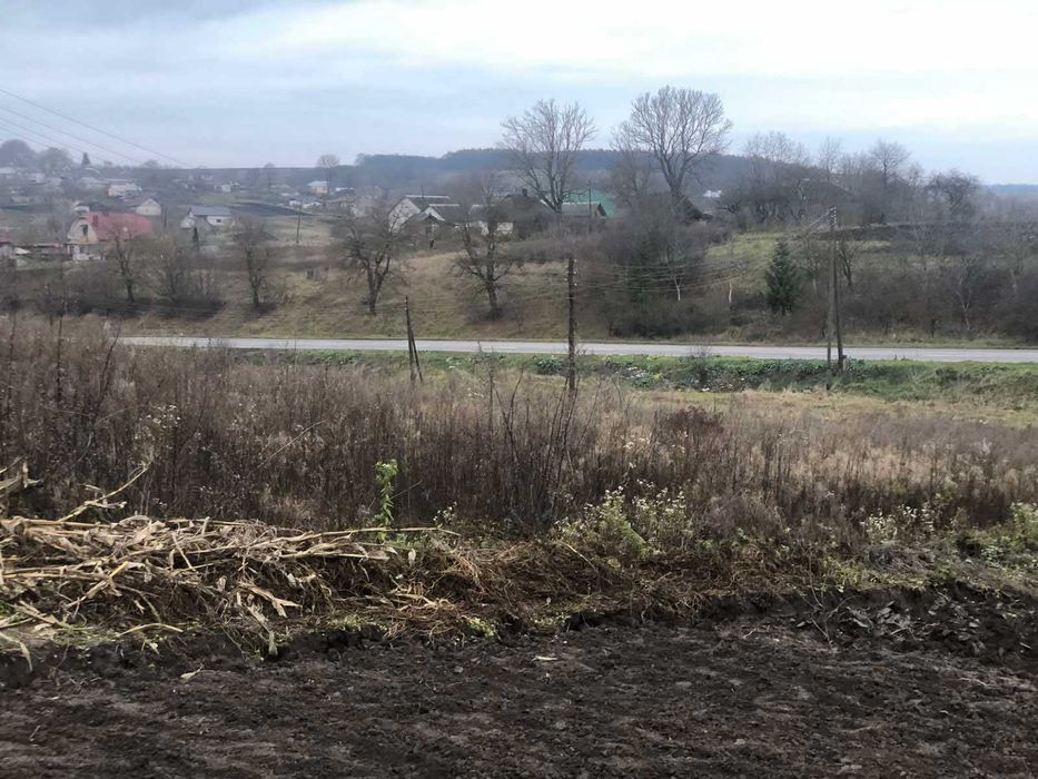 Продається земельна ділянка з  старим будинком