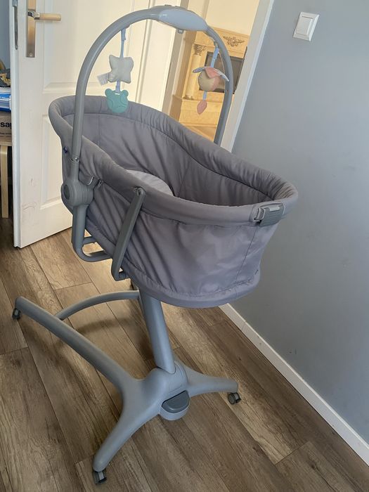 Łóżeczko Chicco Baby Hug 4w1 – wielofunkcyjne, mobilne.