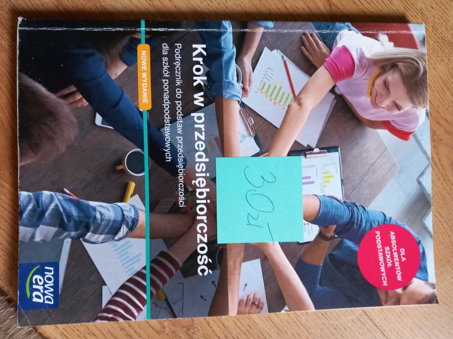 Sprzedam podręczniki do 1, 2, 3 kl liceum widoczne na zdjęciach