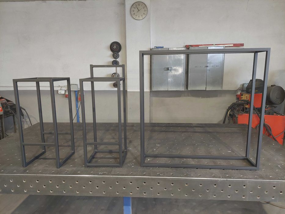 Metalowe nogi (podstawy)