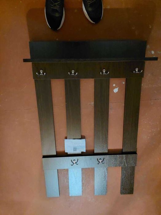 Вішалка настінна нова