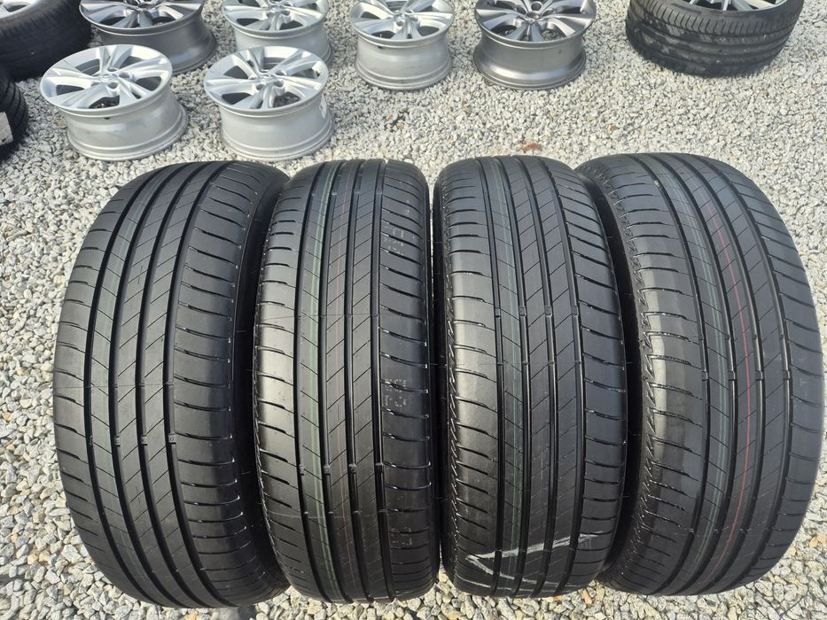 Bridgestone 215/60/17 rok 2024 niwe cena za 4szt letnie
