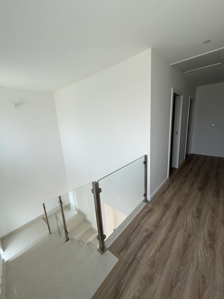 Moradia Moderna T3 com Piscina - Caparica e Trafaria