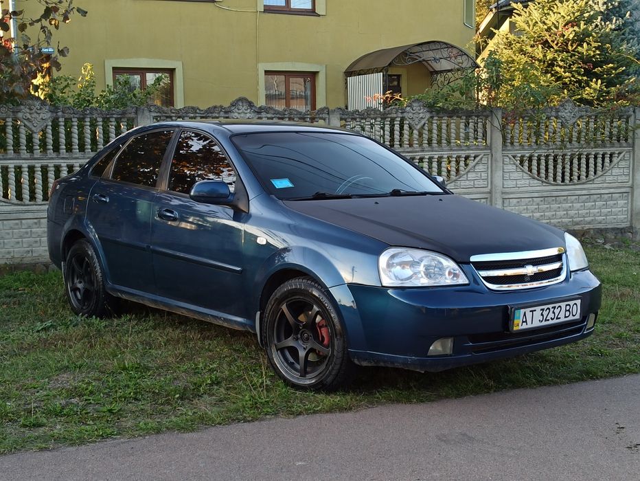 Продам Chevrolet lacetti 1.8 бенз
