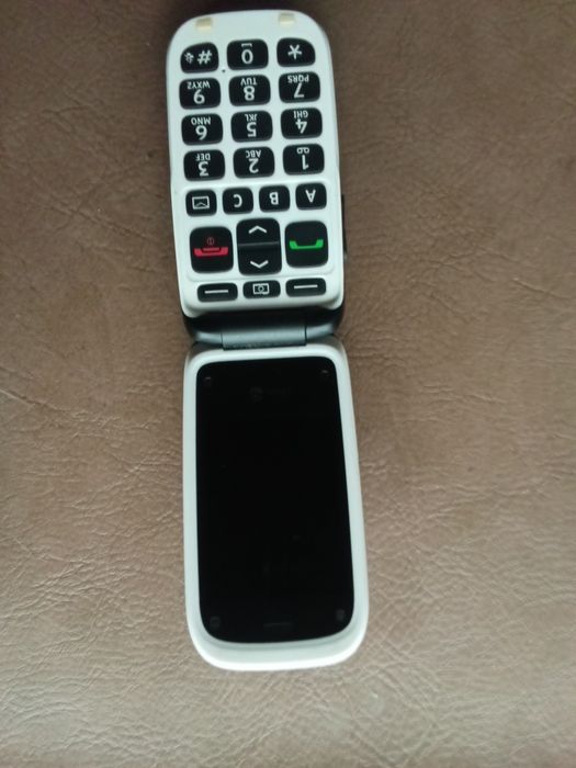 Telefon doro 612