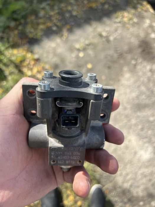 Дозуючий модуль адблю ман