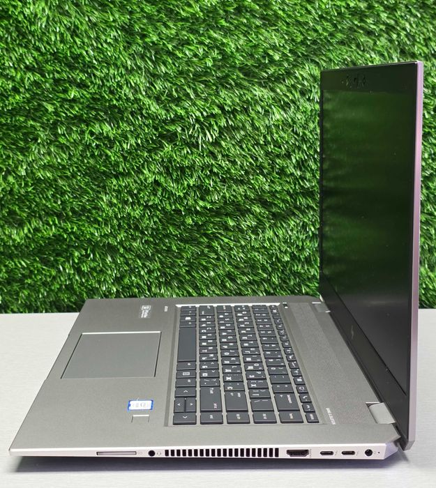 HP ZBook Studio G5 15,6"/ E-2186M /RAM 16GB/SSD 256GB/ АКБ - 1% износ!