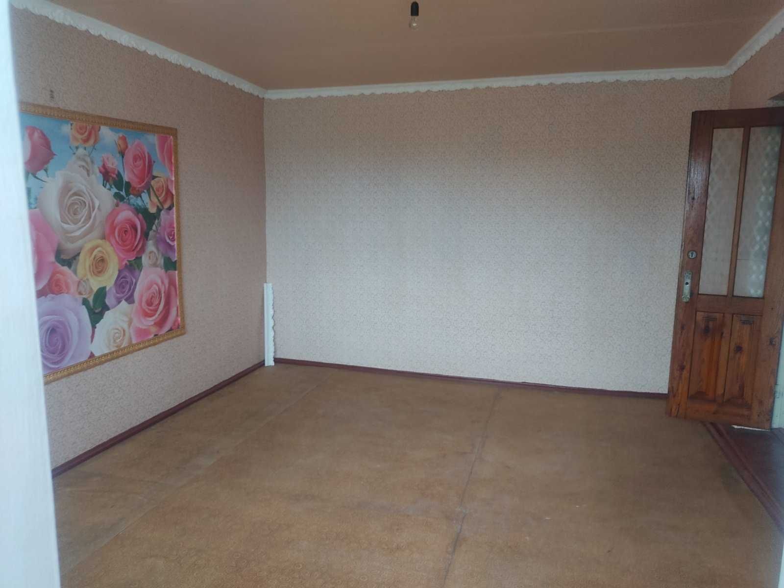 Продам трикімнатну  квартиру