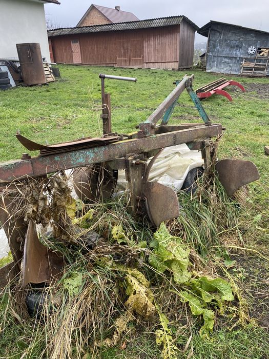 Продам плуг в дуже гарному стані