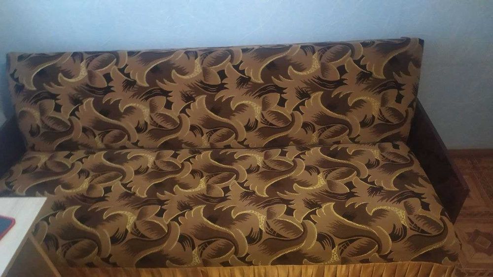 Диван-ліжко, в  гарному стані