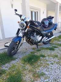 Mota Yamaha 600 cc