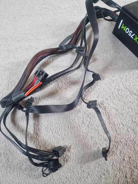 Zasilacz do  komputera modulowy Corsair CX750M