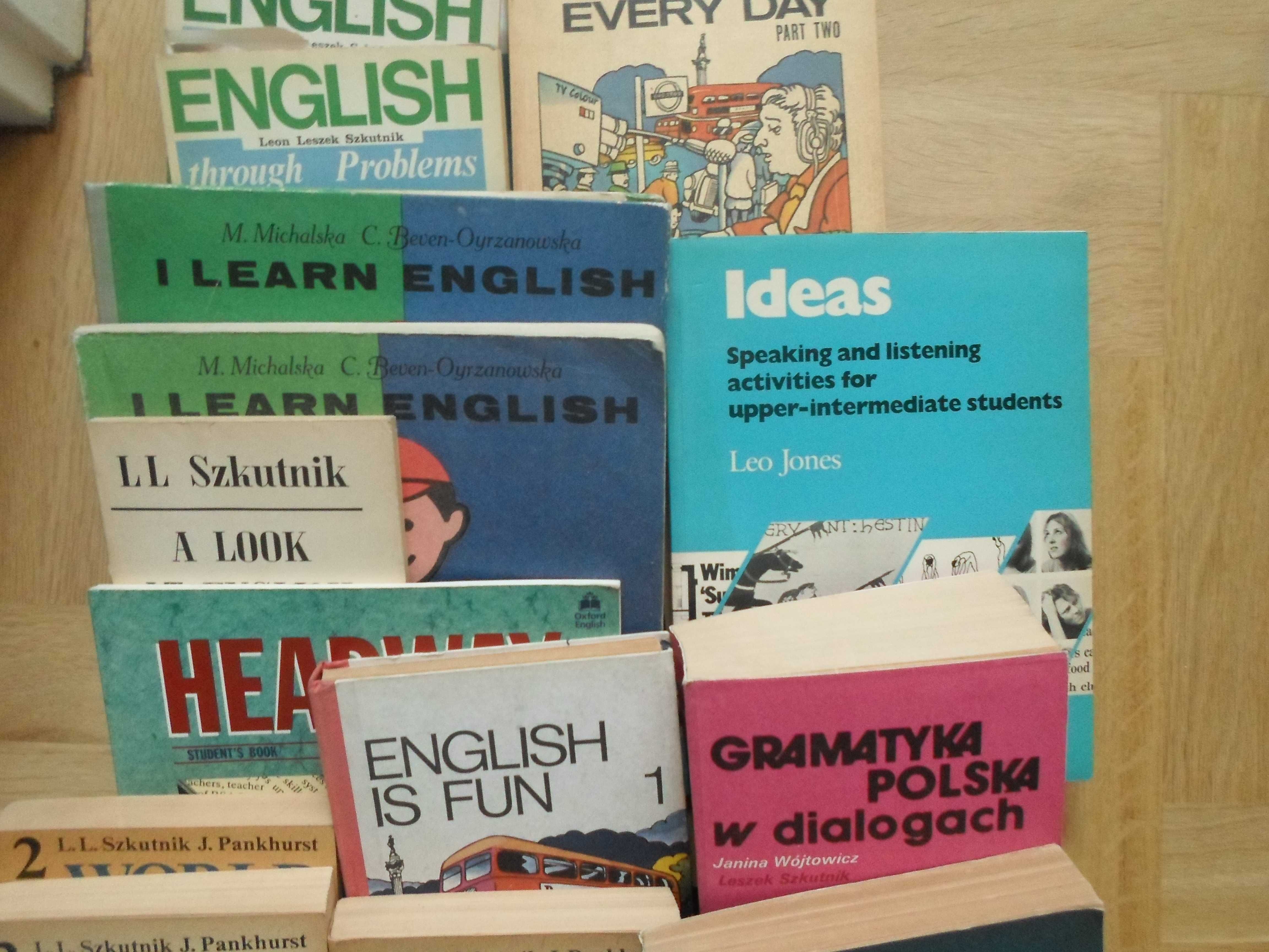 Zestaw 22 książek do nauki angielskiego, różne poziomy