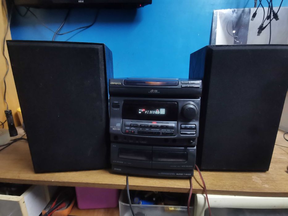 Музичний центр айва