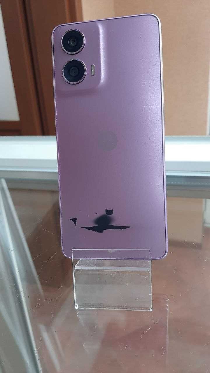 Мобільний телефон Motorola G24 4/128