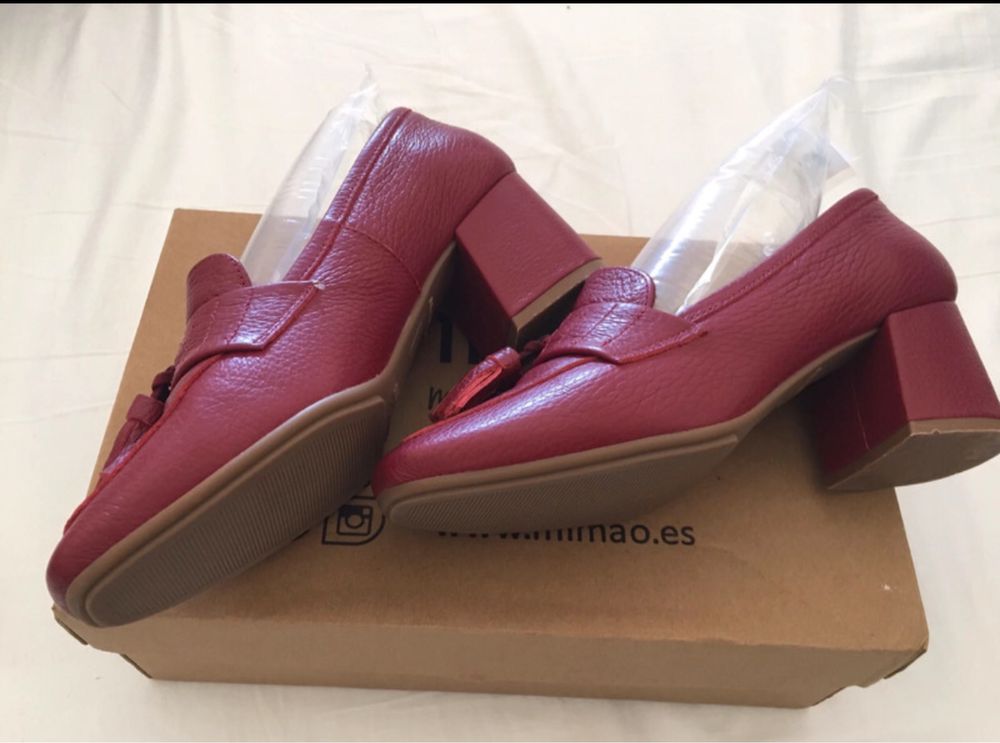 Mocassins vermelhos   MIMAO