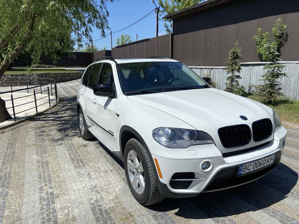 BMW X5 2012 E70 (FL) • 35i АТ (306 к.с.) xDrive • Individual