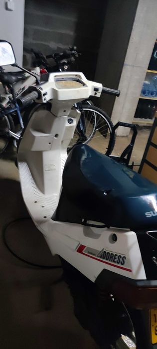 Scooter Suzuki Adress