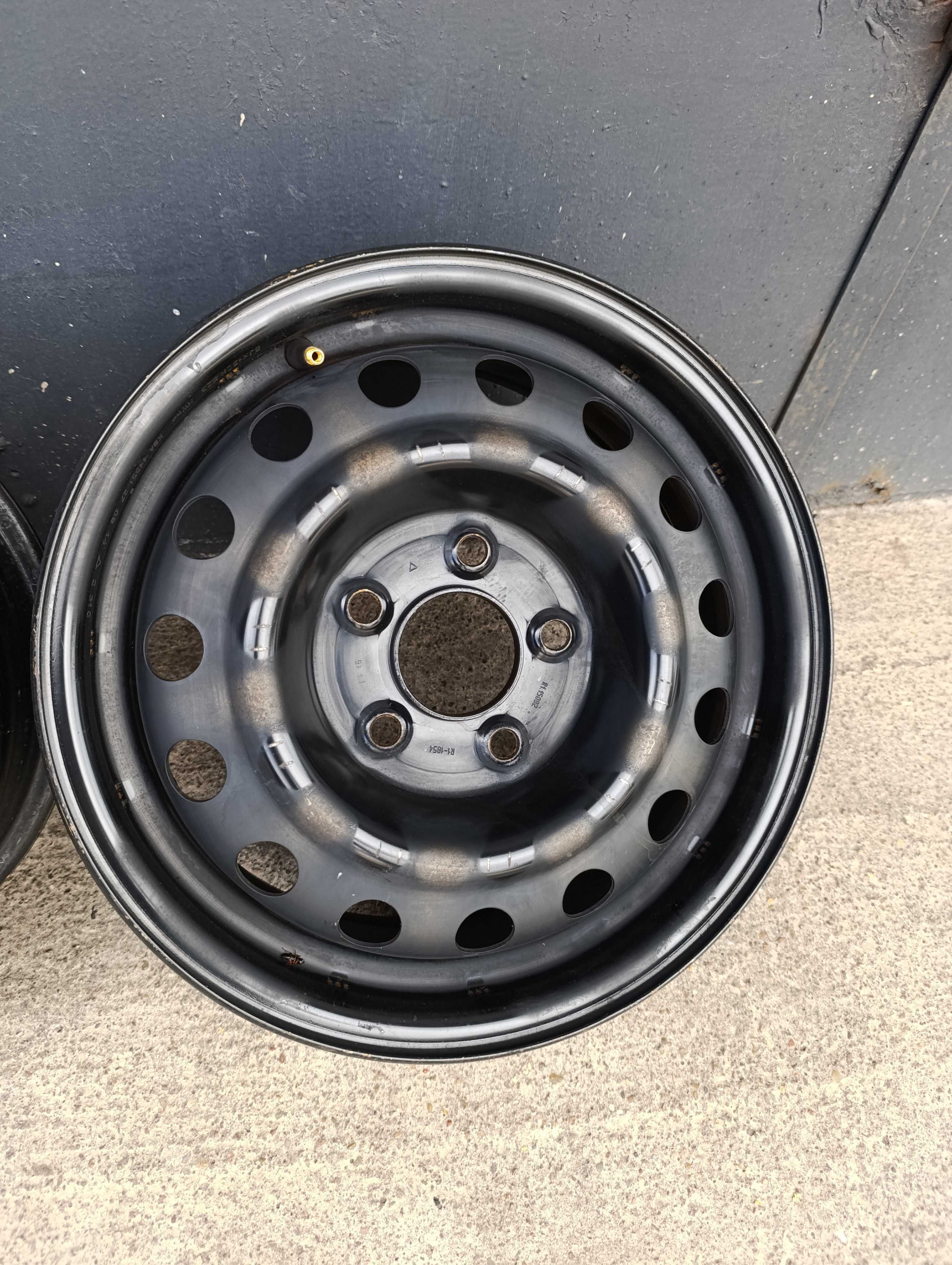 Felgi stalowe 15'' Hyundai i30 Mazda 3 Kia Ceed 6J 5x114,3 ET46