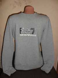 Продаю кофту * Emporio Armani*, р. S (44)