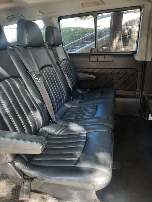 Aluguer carrinha 9 lugares