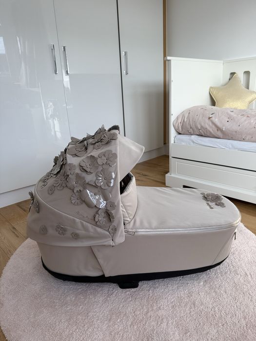 Cybex Priam 4.0 Simply Flowers Beige gondola