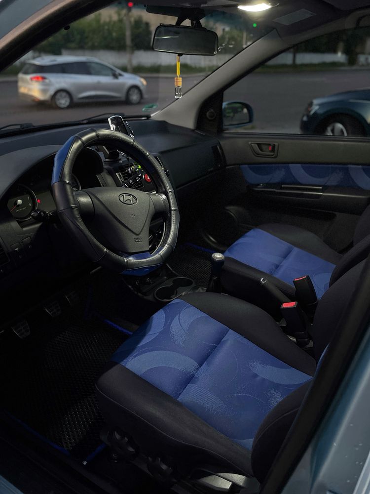 Авто Hyundai Gets Cross 2006