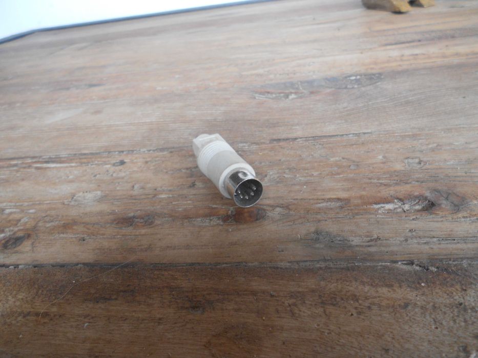 Conversor adaptador teclado antigo DIN5 para PS/2