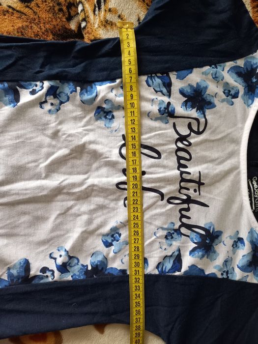 Кофта с длинным рукавом и утягивающией талией