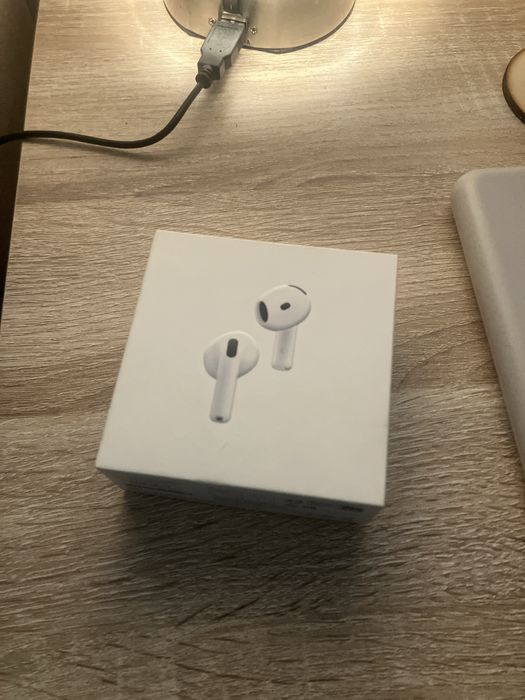 Airpods 4 com Cancelamento de Ruido