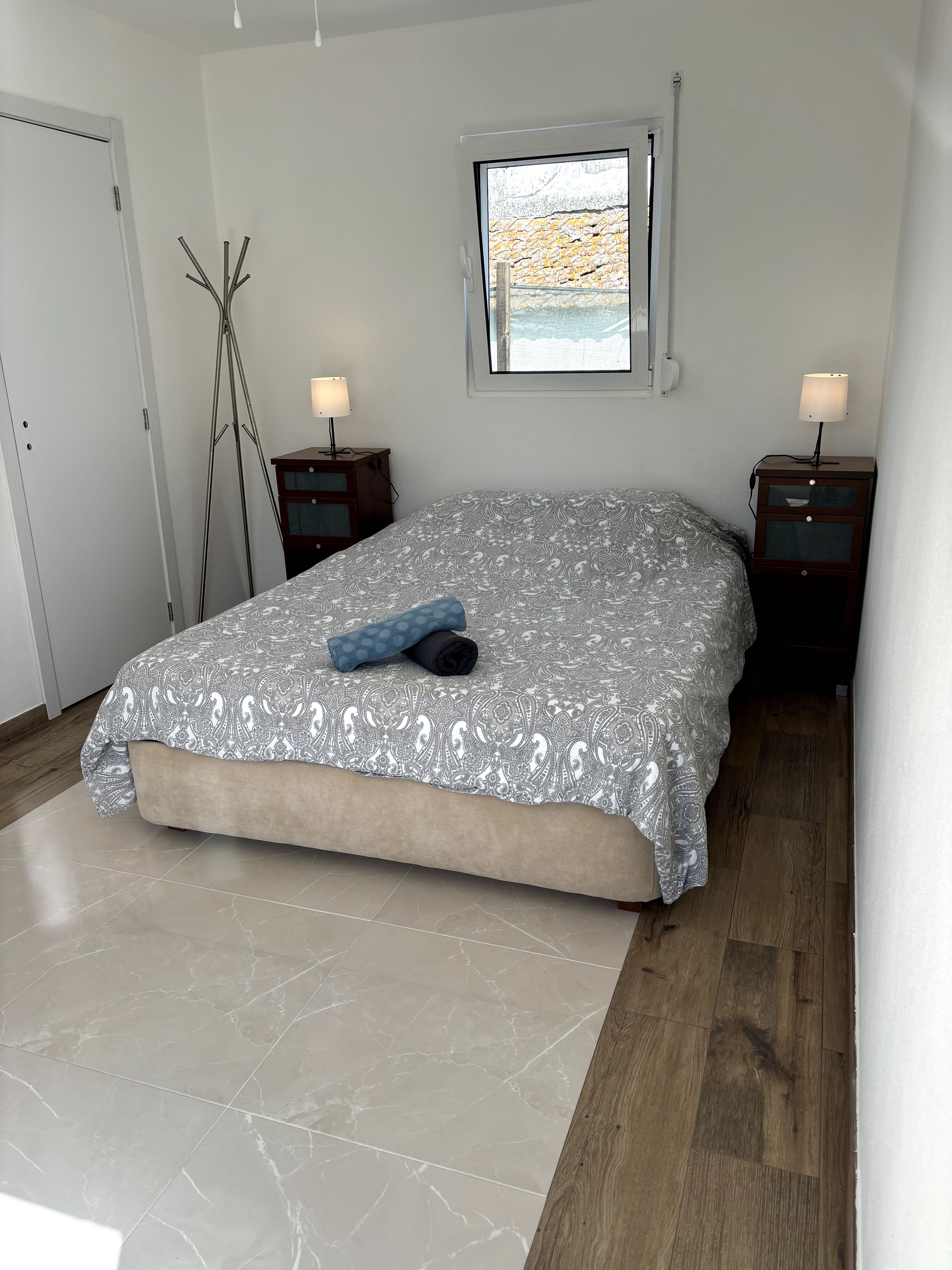 3 Moradias  remodeladas num Terreno de 22.000m2