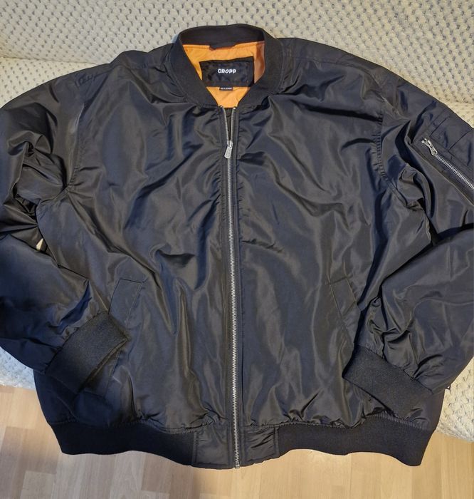 Sprzedam kurtkę męską Cropp