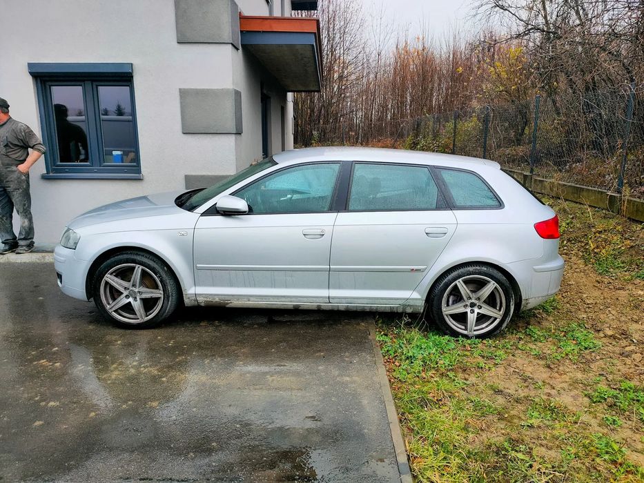 Audi A3 Sportback Do sprzedania uszkodzone AUDI A3 S-LINE 2006r, silnik 2.0TFSI 200km