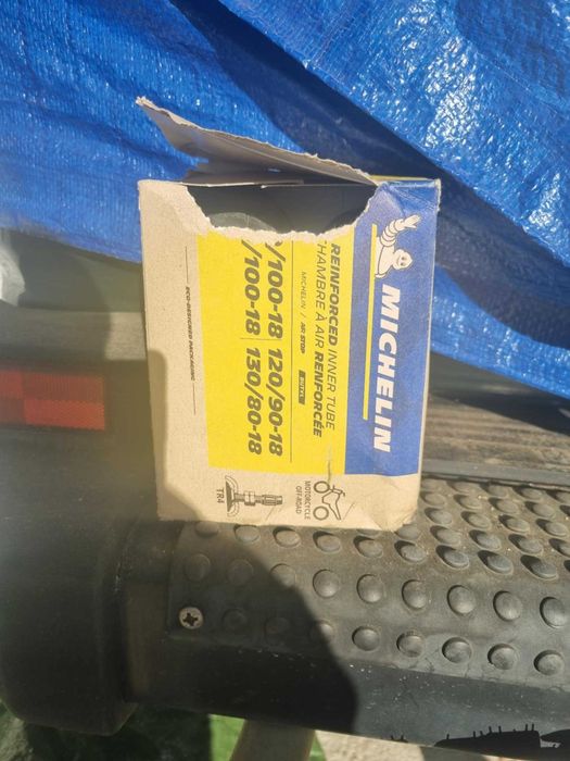 Pneu de Mota Michelin Tracker