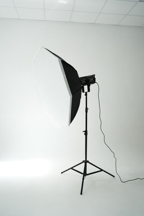Продам студійне світло