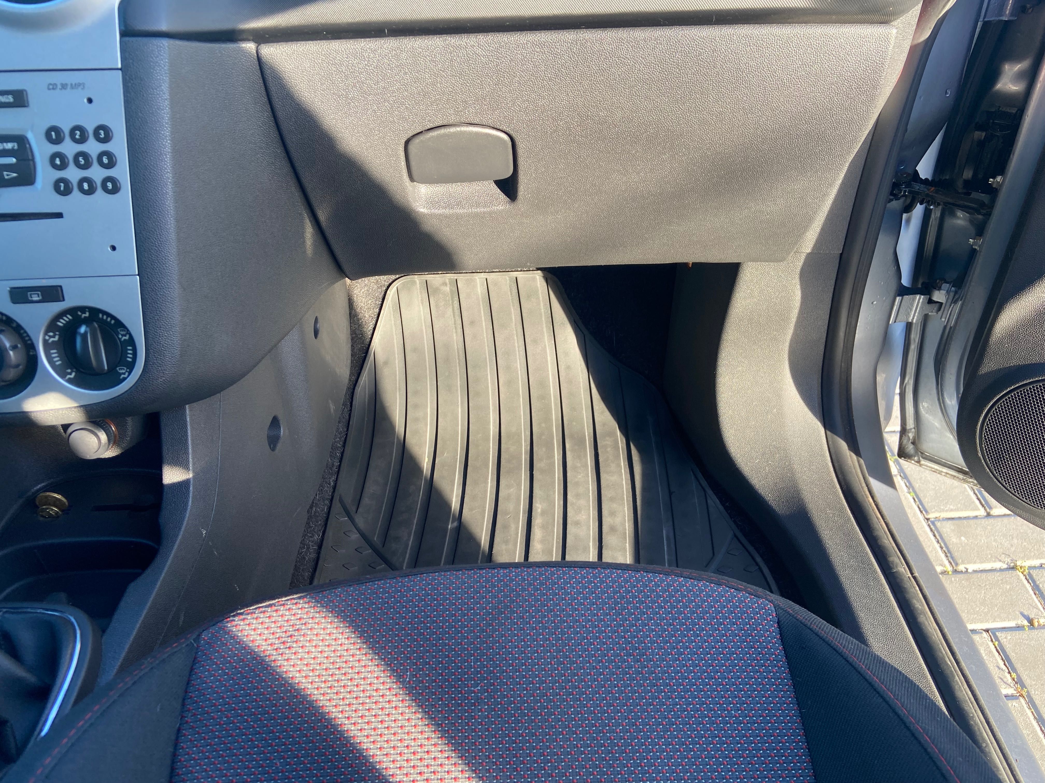 Opel corsa comercial