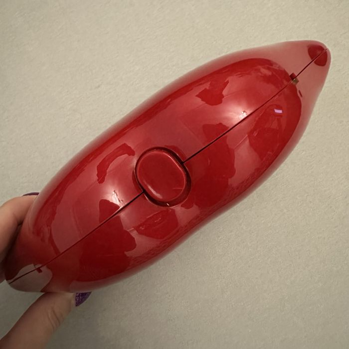 Корпусний клатч губи