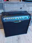 Wzmacniacz gitarowy Line 6 Spider II 30W głośnik Celestion + pedał