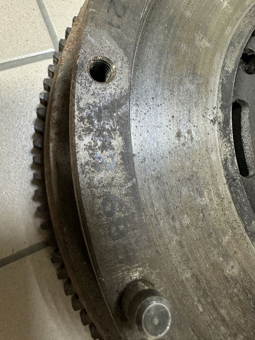 BMW 316 318 E46 маховик двухмасовий N42 N46 бмв е46 н42 н46