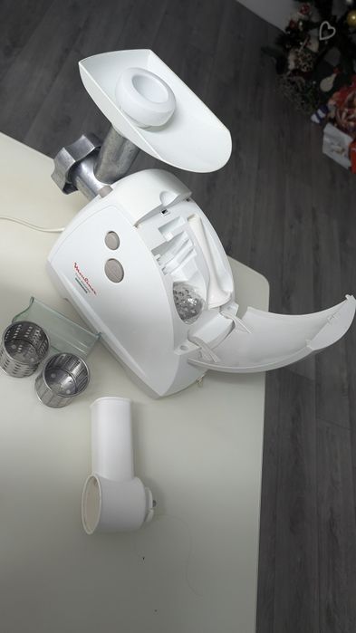 Мясорубка moulinex hv8 2000w made in France